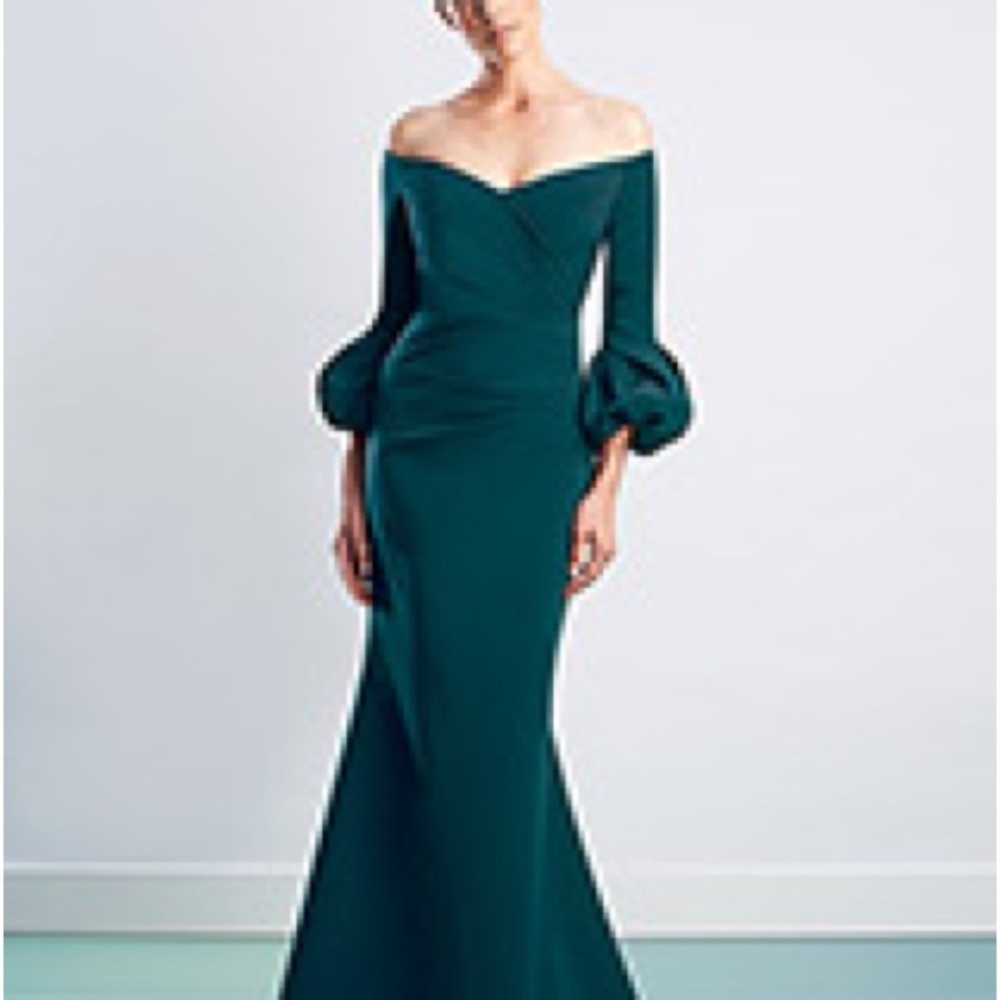 Elegant Off-Shoulder Green Wedding Dress